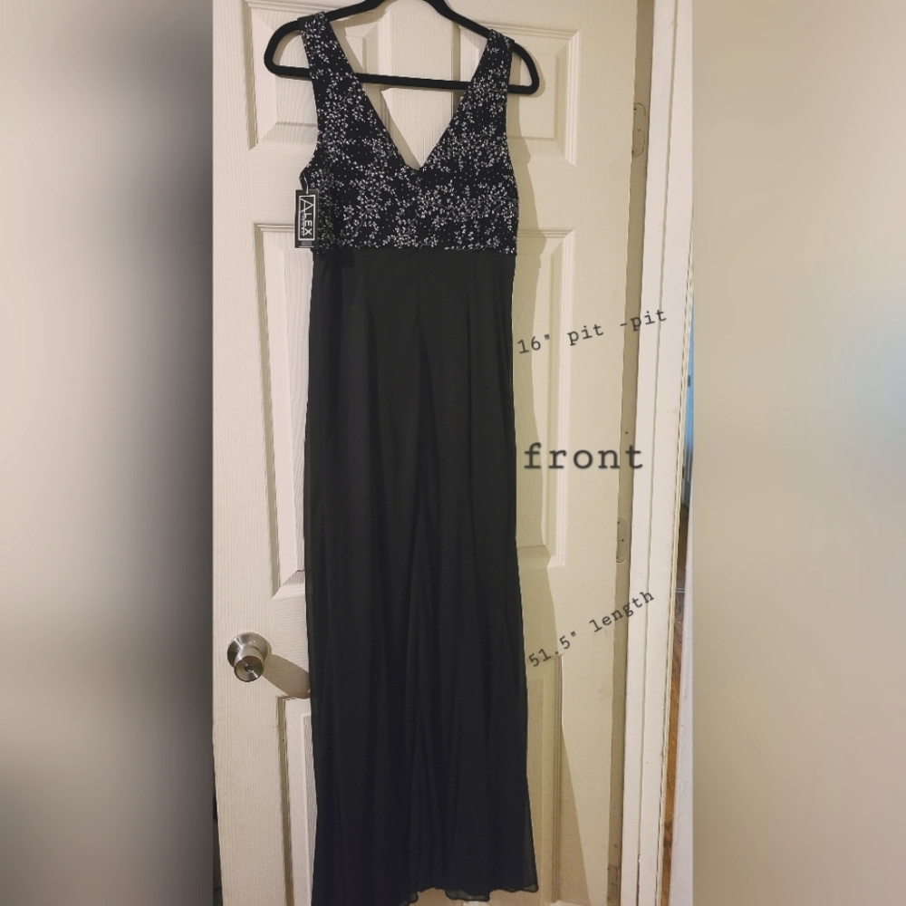 Alex evening long dress 16 "pit-pit & 51.5" long. NY Eve or Christmas party! NWT